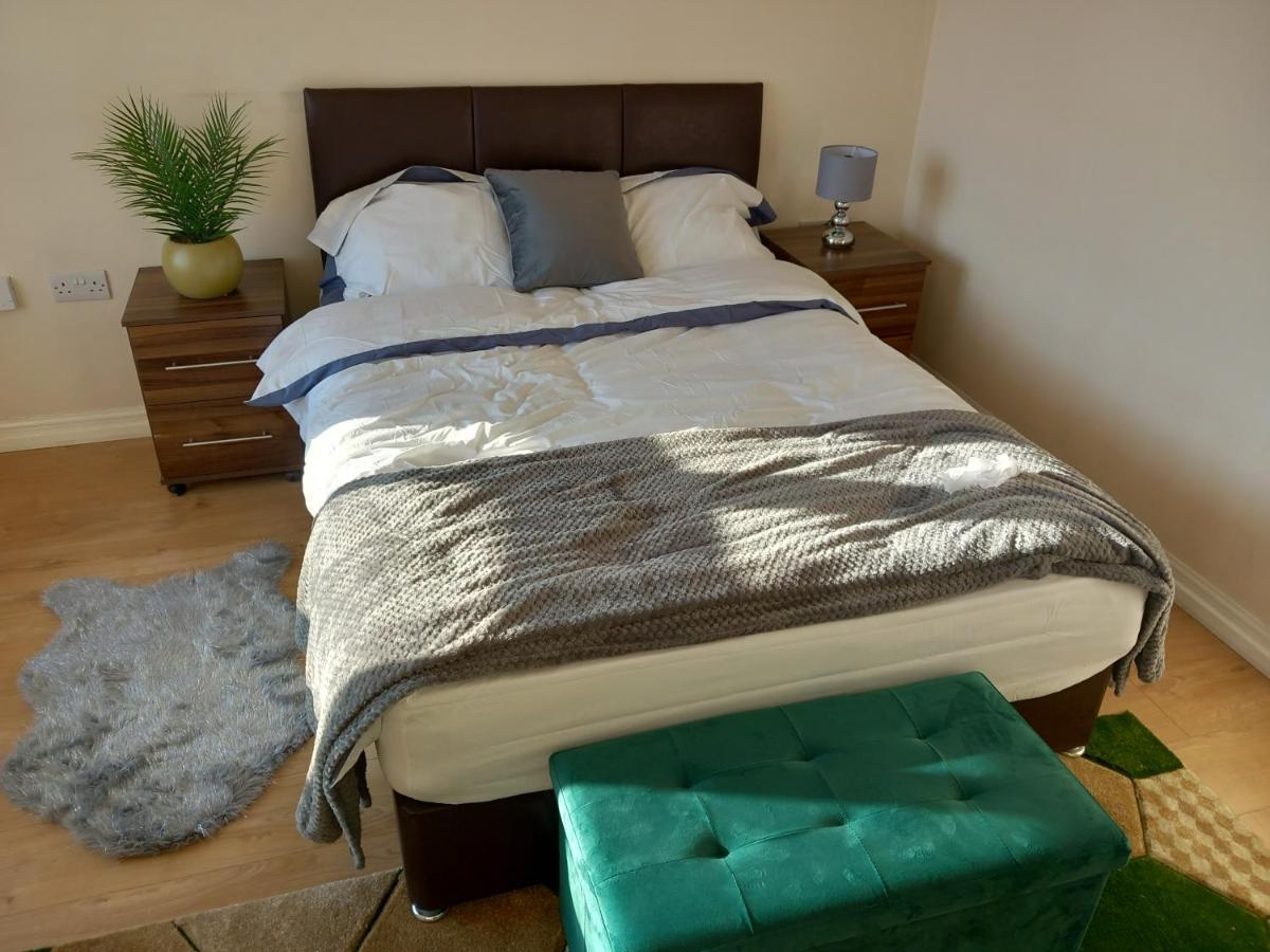 Lovely Shared 3 Bed Home Near The Thames Thamesmead  Esterno foto